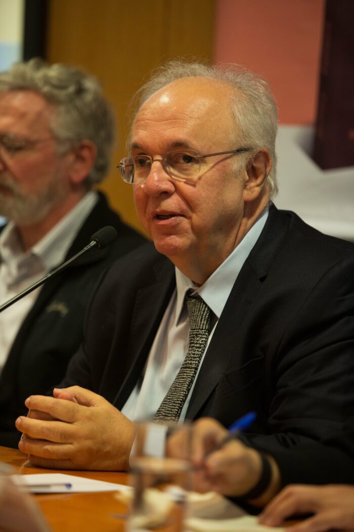 Foto de Francisco Gaetani no lançamento do livro "Inquietações de um Brasil Contemporâneo: Desafios das eras climática, digital-tecnológica e biológica”